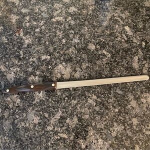Cutco 1724 Slicer/Bread Knife 9 3/4" Serrated Blade Made in USA
